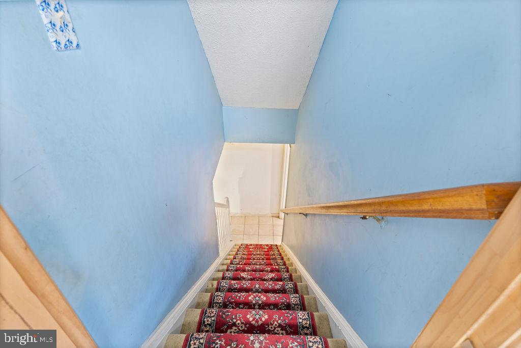 5362 MANSFIELD CT, WOODBRIDGE, Virginia 22193, 4 Bedrooms Bedrooms, ,3 BathroomsBathrooms,Residential,For sale,5362 MANSFIELD CT,VAPW2113010 MLS # VAPW2113010