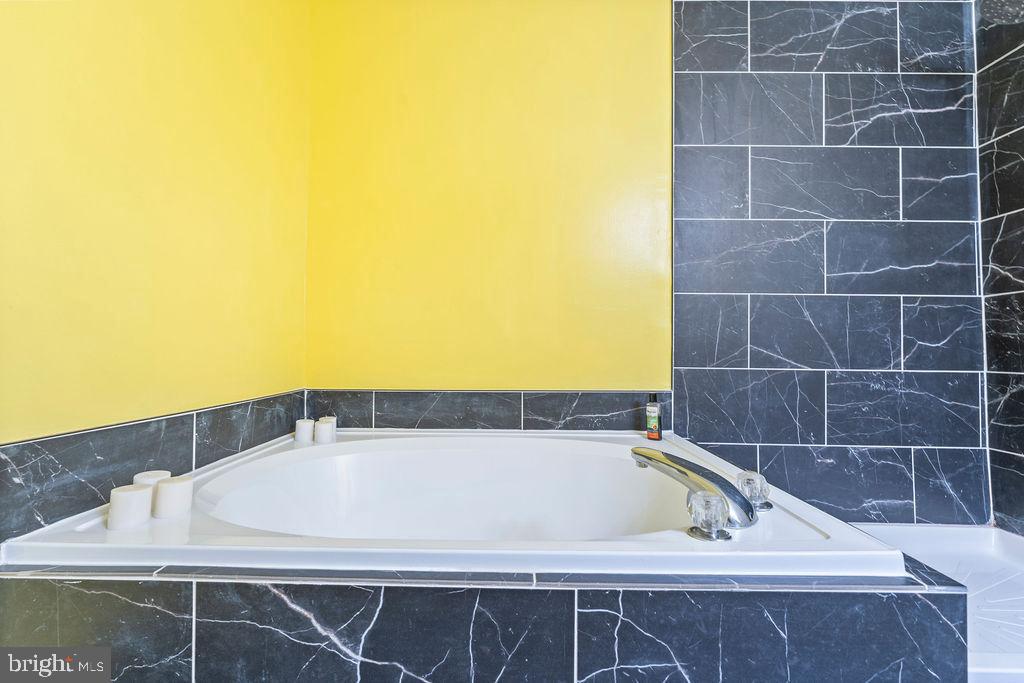 5362 MANSFIELD CT, WOODBRIDGE, Virginia 22193, 4 Bedrooms Bedrooms, ,3 BathroomsBathrooms,Residential,For sale,5362 MANSFIELD CT,VAPW2113010 MLS # VAPW2113010