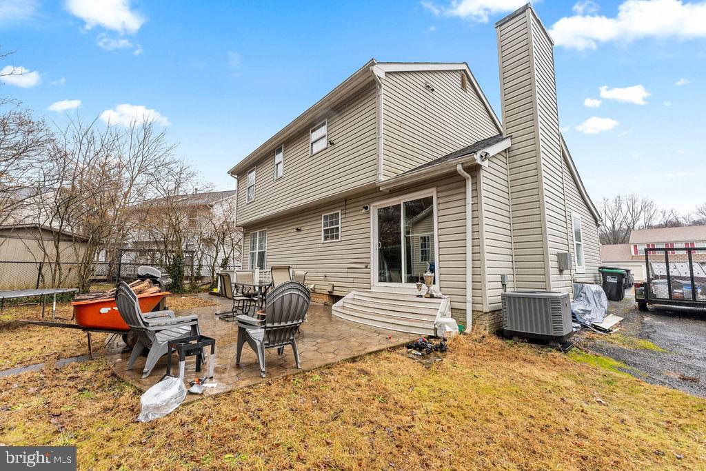 5362 MANSFIELD CT, WOODBRIDGE, Virginia 22193, 4 Bedrooms Bedrooms, ,3 BathroomsBathrooms,Residential,For sale,5362 MANSFIELD CT,VAPW2113010 MLS # VAPW2113010