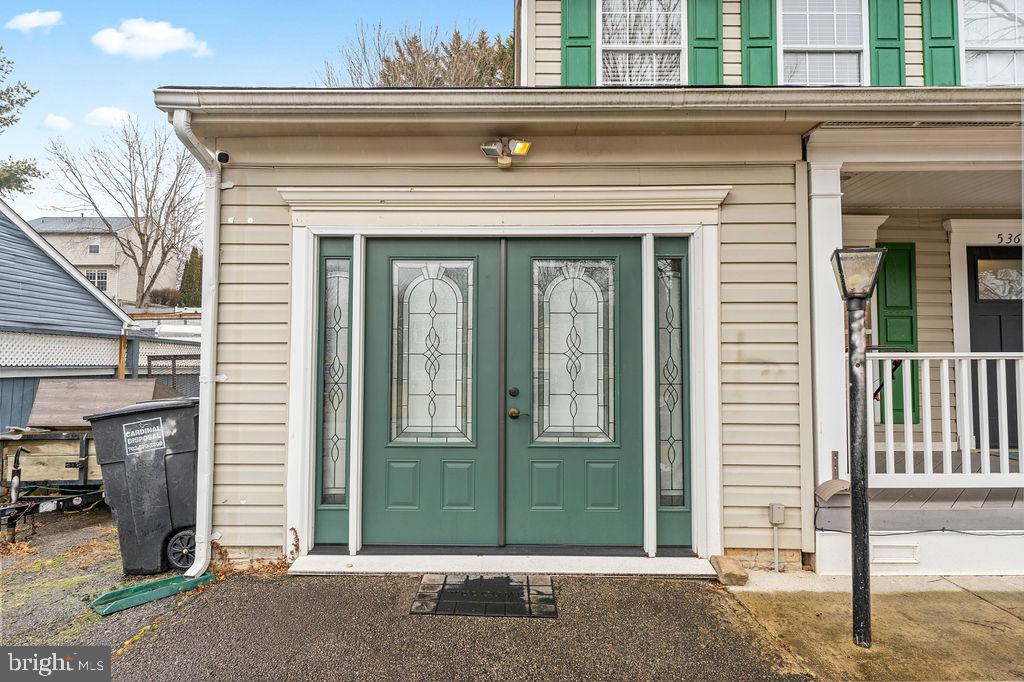 5362 MANSFIELD CT, WOODBRIDGE, Virginia 22193, 4 Bedrooms Bedrooms, ,3 BathroomsBathrooms,Residential,For sale,5362 MANSFIELD CT,VAPW2113010 MLS # VAPW2113010