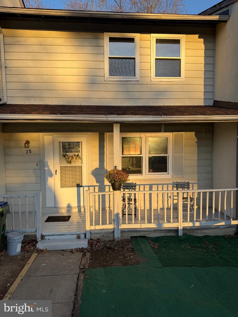 28 WAYSIDE CT, STAFFORD, Virginia 22554, 3 Bedrooms Bedrooms, ,3 BathroomsBathrooms,Residential,For sale,28 WAYSIDE CT,VAST2046362 MLS # VAST2046362