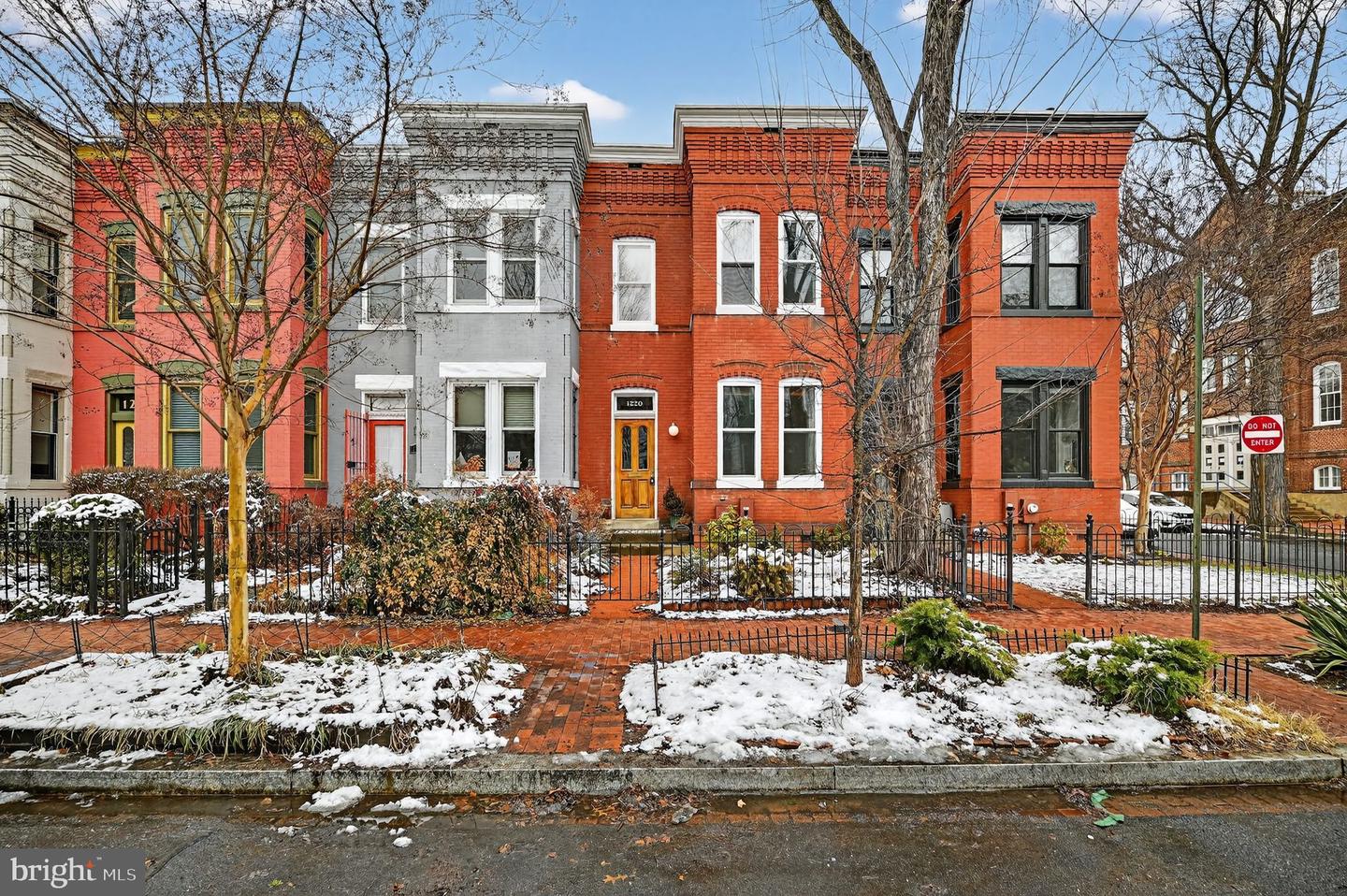 1220 CONSTITUTION AVE NE, WASHINGTON, District Of Columbia 20002, 3 Bedrooms Bedrooms, ,1 BathroomBathrooms,Residential,For sale,1220 CONSTITUTION AVE NE,DCDC2247286 MLS # DCDC2247286