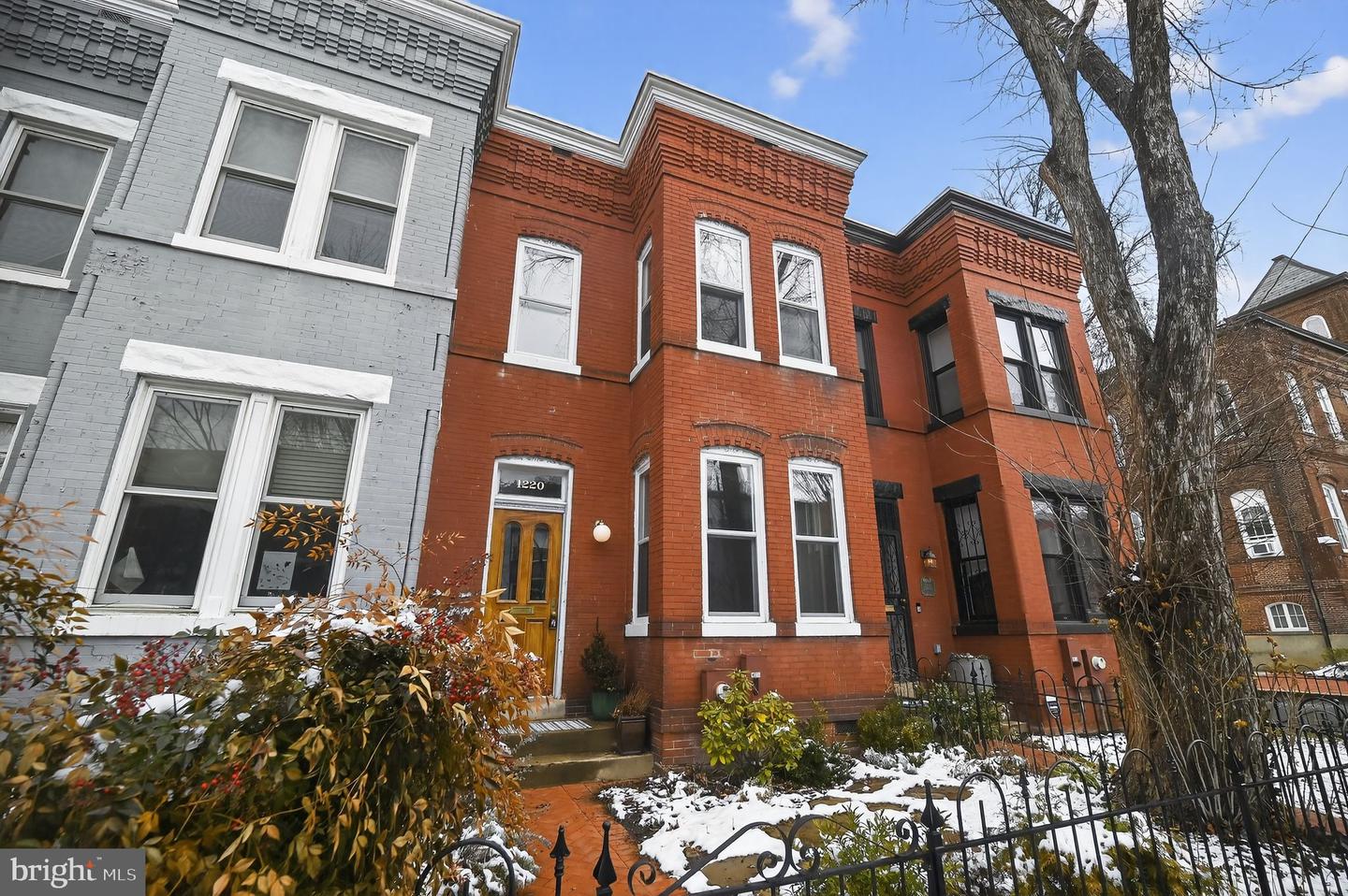 1220 CONSTITUTION AVE NE, WASHINGTON, District Of Columbia 20002, 3 Bedrooms Bedrooms, ,1 BathroomBathrooms,Residential,For sale,1220 CONSTITUTION AVE NE,DCDC2247286 MLS # DCDC2247286