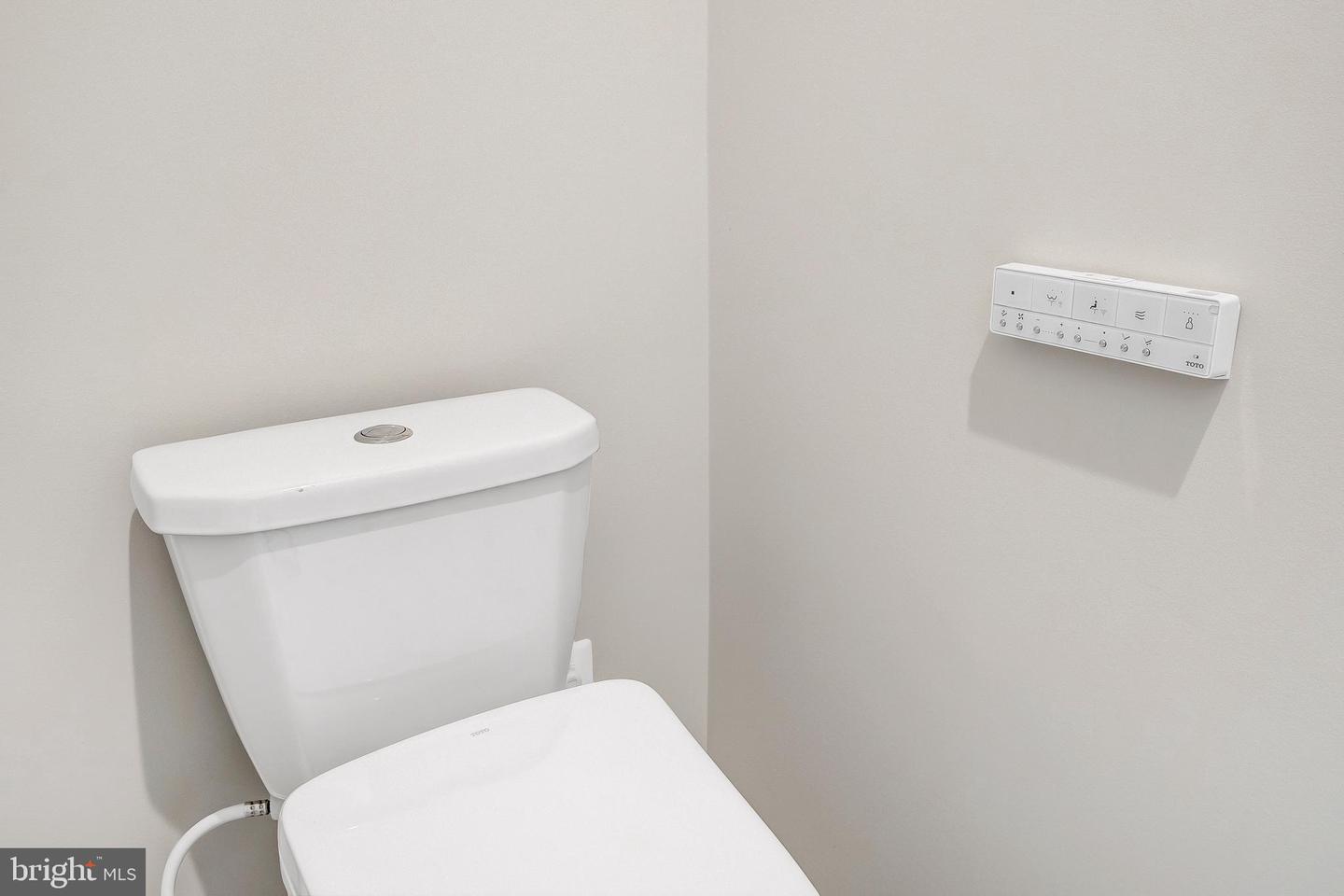 406 BROOKLAND GROVE DR NE, WASHINGTON, District Of Columbia 20017, 4 Bedrooms Bedrooms, ,3 BathroomsBathrooms,Residential,For sale,406 BROOKLAND GROVE DR NE,DCDC2247298 MLS # DCDC2247298 406 BROOKLAND GROVE DR NE, WASHINGTON, District Of Columbia 20017, 4 Bedrooms Bedrooms, ,3 BathroomsBathrooms,Residential,For sale,406 BROOKLAND GROVE DR NE,DCDC2247298 MLS # DCDC2247298