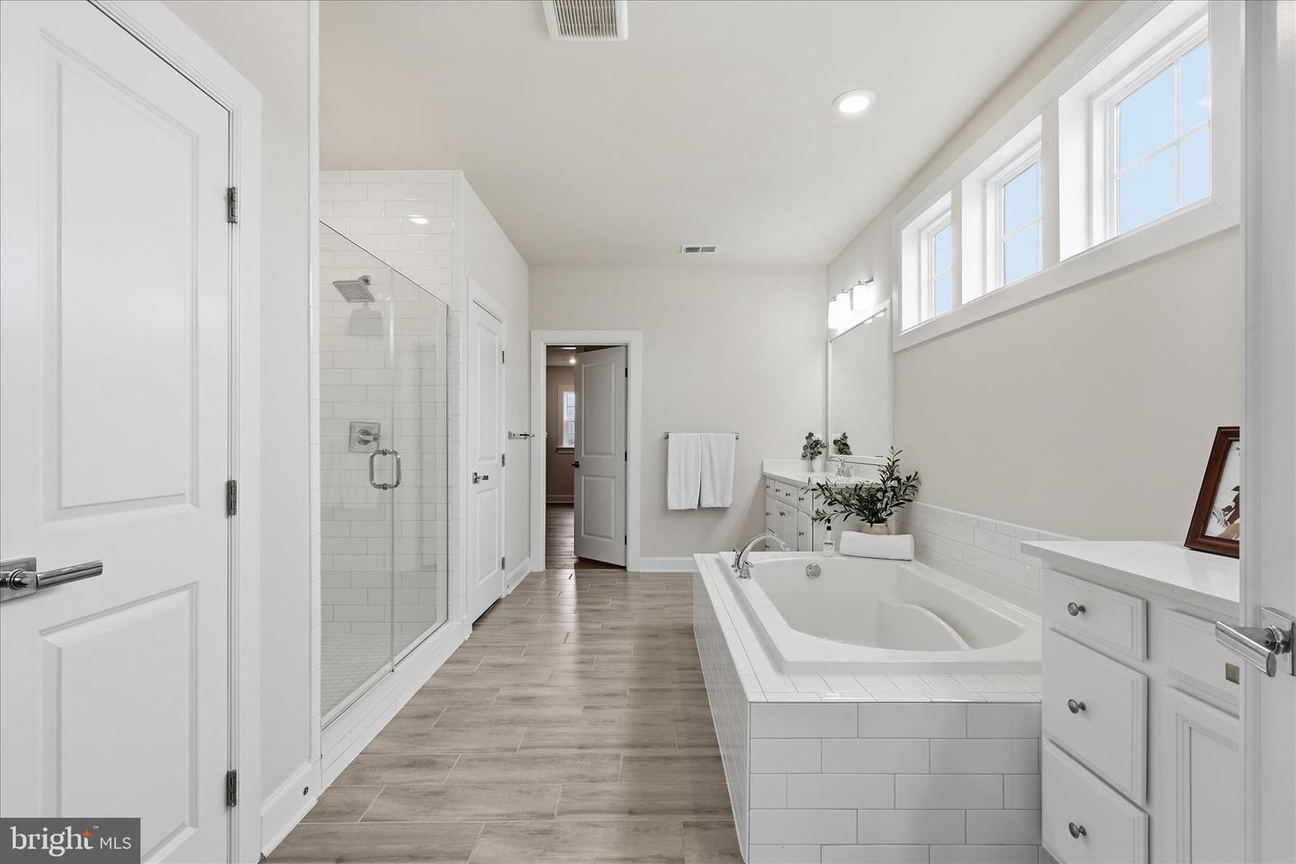 15602 CALUM CT, HAYMARKET, Virginia 20169, 5 Bedrooms Bedrooms, ,4 BathroomsBathrooms,Residential,For sale,15602 CALUM CT,VAPW2113084 MLS # VAPW2113084 15602 CALUM CT, HAYMARKET, Virginia 20169, 5 Bedrooms Bedrooms, ,4 BathroomsBathrooms,Residential,For sale,15602 CALUM CT,VAPW2113084 MLS # VAPW2113084