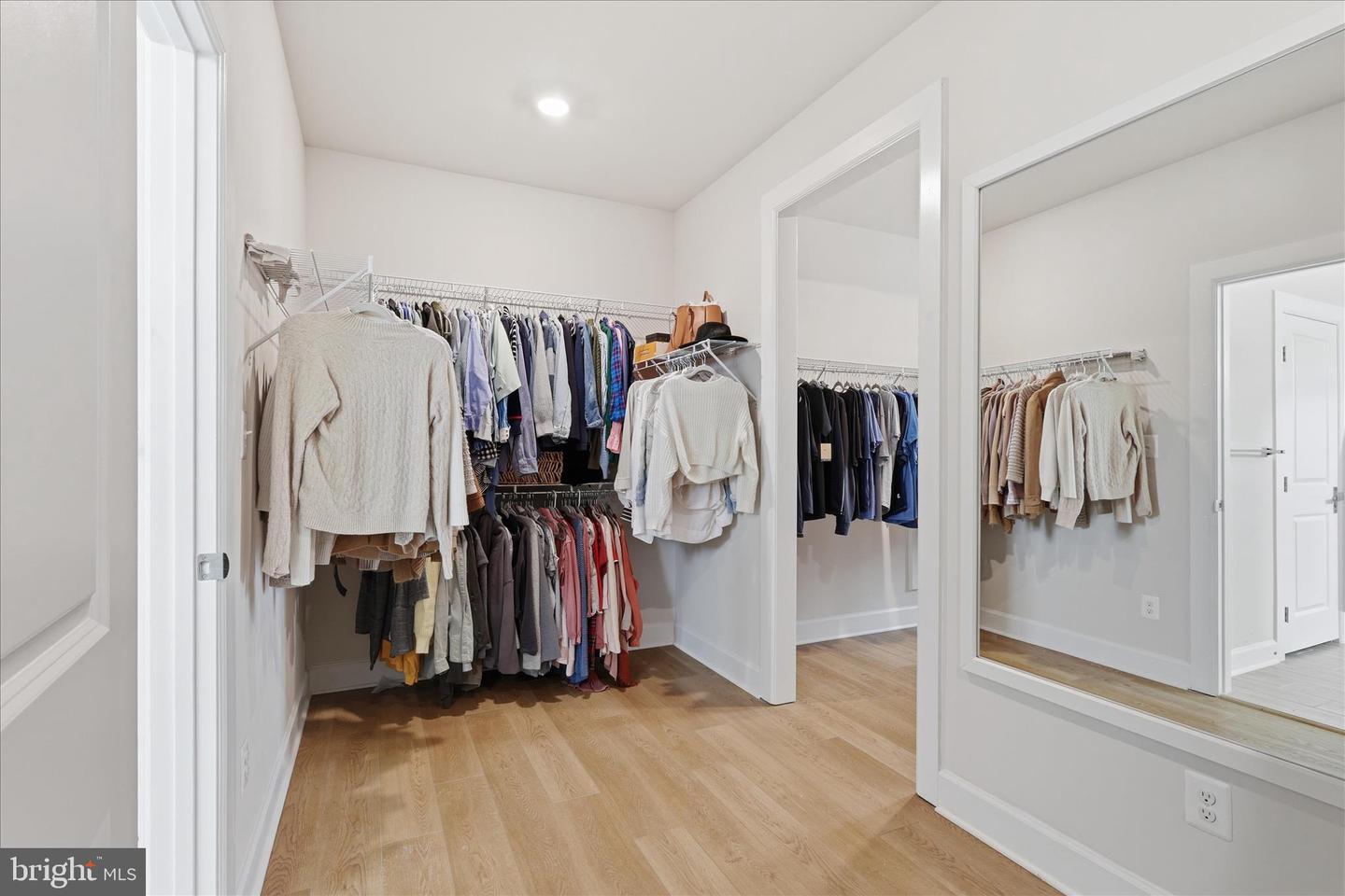 15602 CALUM CT, HAYMARKET, Virginia 20169, 5 Bedrooms Bedrooms, ,4 BathroomsBathrooms,Residential,For sale,15602 CALUM CT,VAPW2113084 MLS # VAPW2113084 15602 CALUM CT, HAYMARKET, Virginia 20169, 5 Bedrooms Bedrooms, ,4 BathroomsBathrooms,Residential,For sale,15602 CALUM CT,VAPW2113084 MLS # VAPW2113084