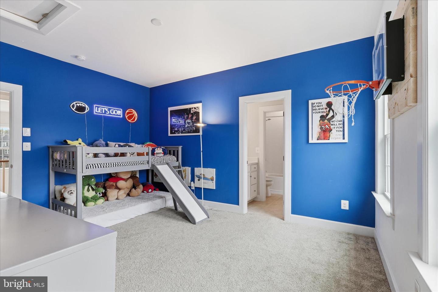 15602 CALUM CT, HAYMARKET, Virginia 20169, 5 Bedrooms Bedrooms, ,4 BathroomsBathrooms,Residential,For sale,15602 CALUM CT,VAPW2113084 MLS # VAPW2113084 15602 CALUM CT, HAYMARKET, Virginia 20169, 5 Bedrooms Bedrooms, ,4 BathroomsBathrooms,Residential,For sale,15602 CALUM CT,VAPW2113084 MLS # VAPW2113084