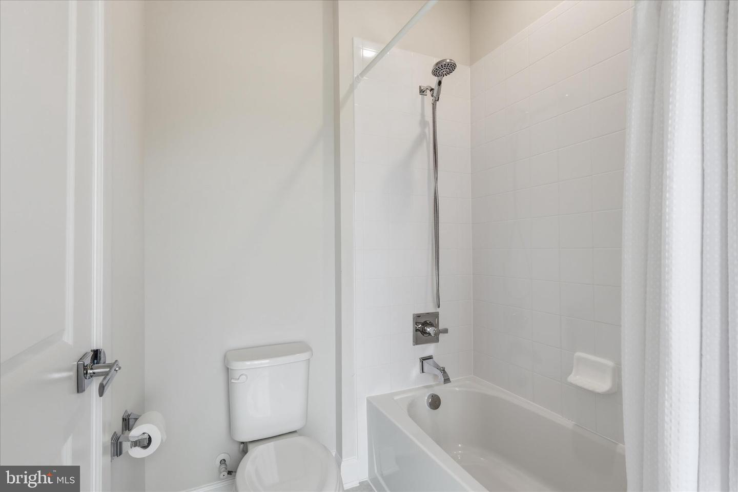 15602 CALUM CT, HAYMARKET, Virginia 20169, 5 Bedrooms Bedrooms, ,4 BathroomsBathrooms,Residential,For sale,15602 CALUM CT,VAPW2113084 MLS # VAPW2113084 15602 CALUM CT, HAYMARKET, Virginia 20169, 5 Bedrooms Bedrooms, ,4 BathroomsBathrooms,Residential,For sale,15602 CALUM CT,VAPW2113084 MLS # VAPW2113084