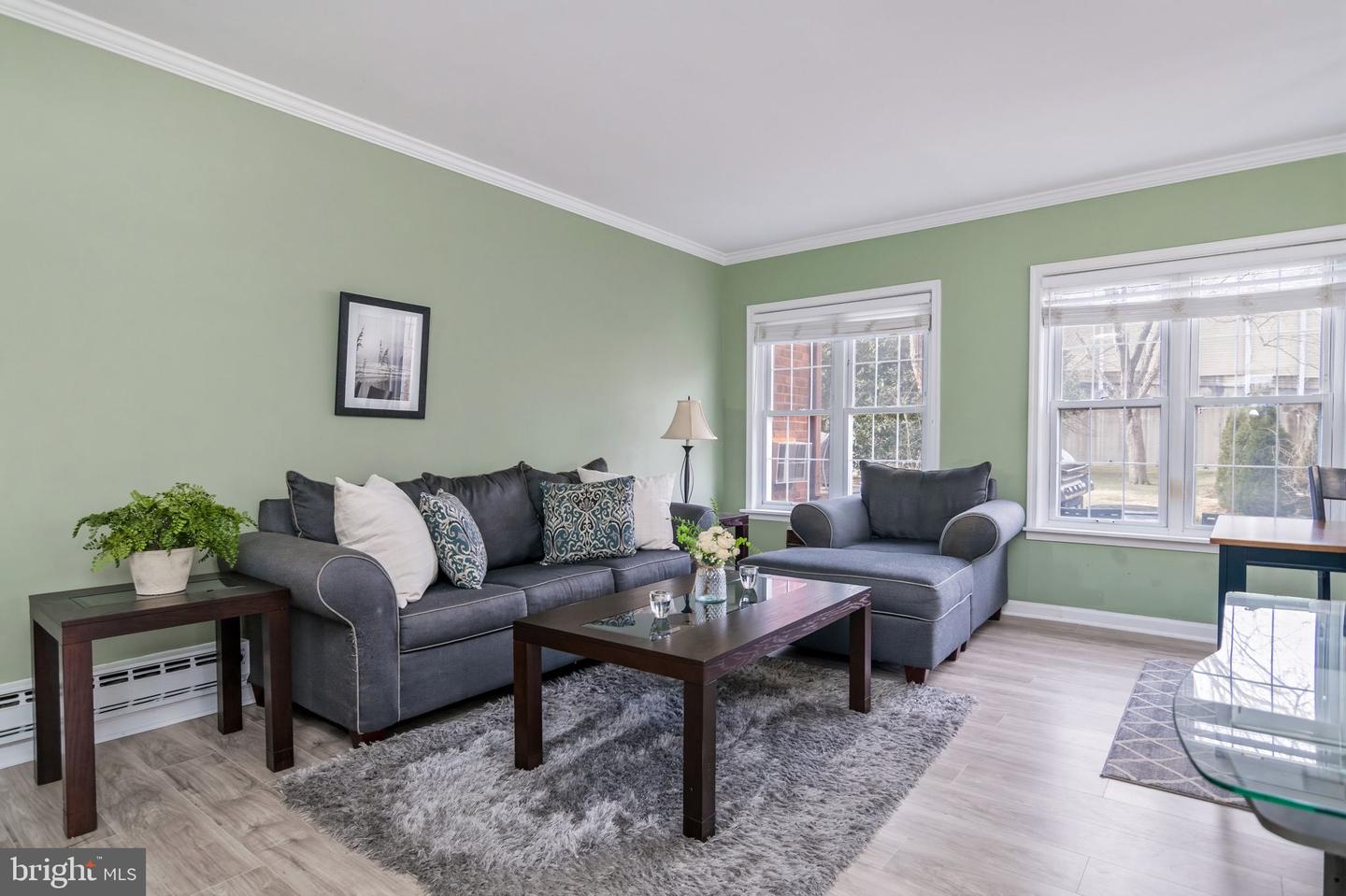 1415 MARTHA CUSTIS DR, ALEXANDRIA, Virginia 22302, 1 Bedroom Bedrooms, 6 Rooms Rooms,1 BathroomBathrooms,Residential,For sale,1415 MARTHA CUSTIS DR,VAAX2054418 MLS # VAAX2054418