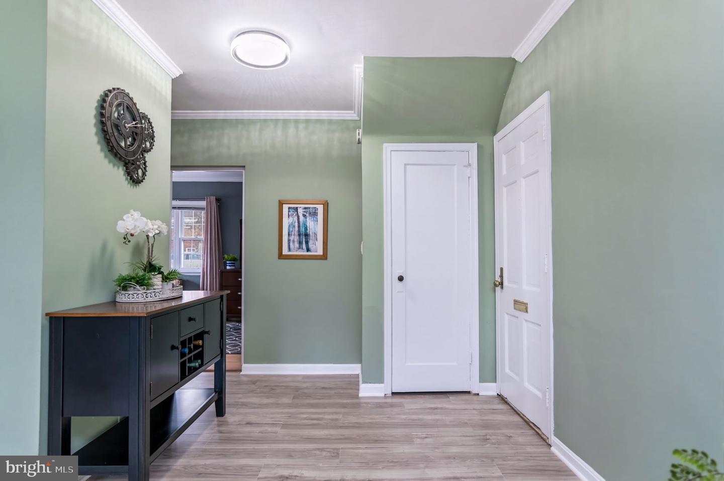 1415 MARTHA CUSTIS DR, ALEXANDRIA, Virginia 22302, 1 Bedroom Bedrooms, 6 Rooms Rooms,1 BathroomBathrooms,Residential,For sale,1415 MARTHA CUSTIS DR,VAAX2054418 MLS # VAAX2054418