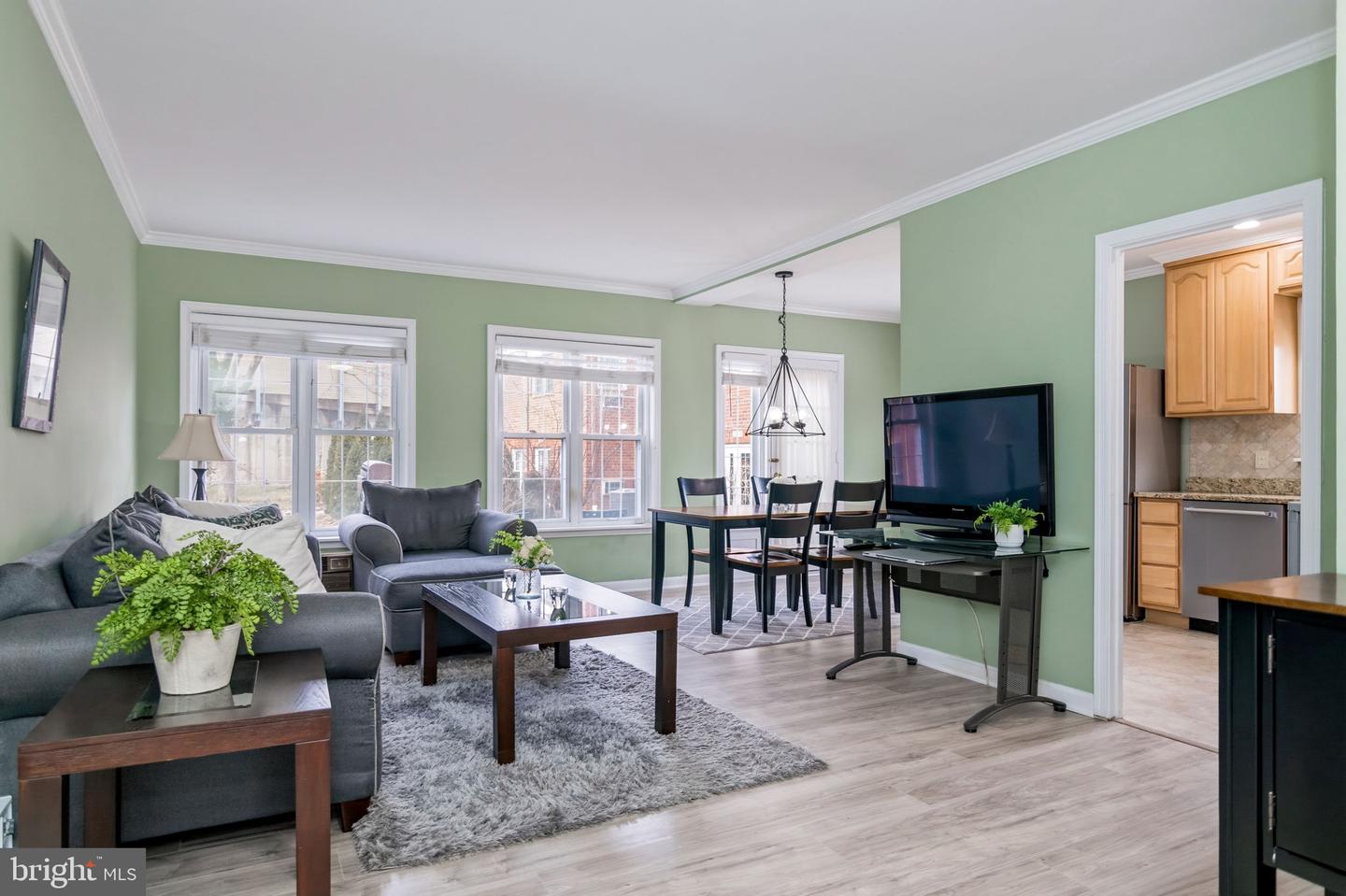 1415 MARTHA CUSTIS DR, ALEXANDRIA, Virginia 22302, 1 Bedroom Bedrooms, 6 Rooms Rooms,1 BathroomBathrooms,Residential,For sale,1415 MARTHA CUSTIS DR,VAAX2054418 MLS # VAAX2054418