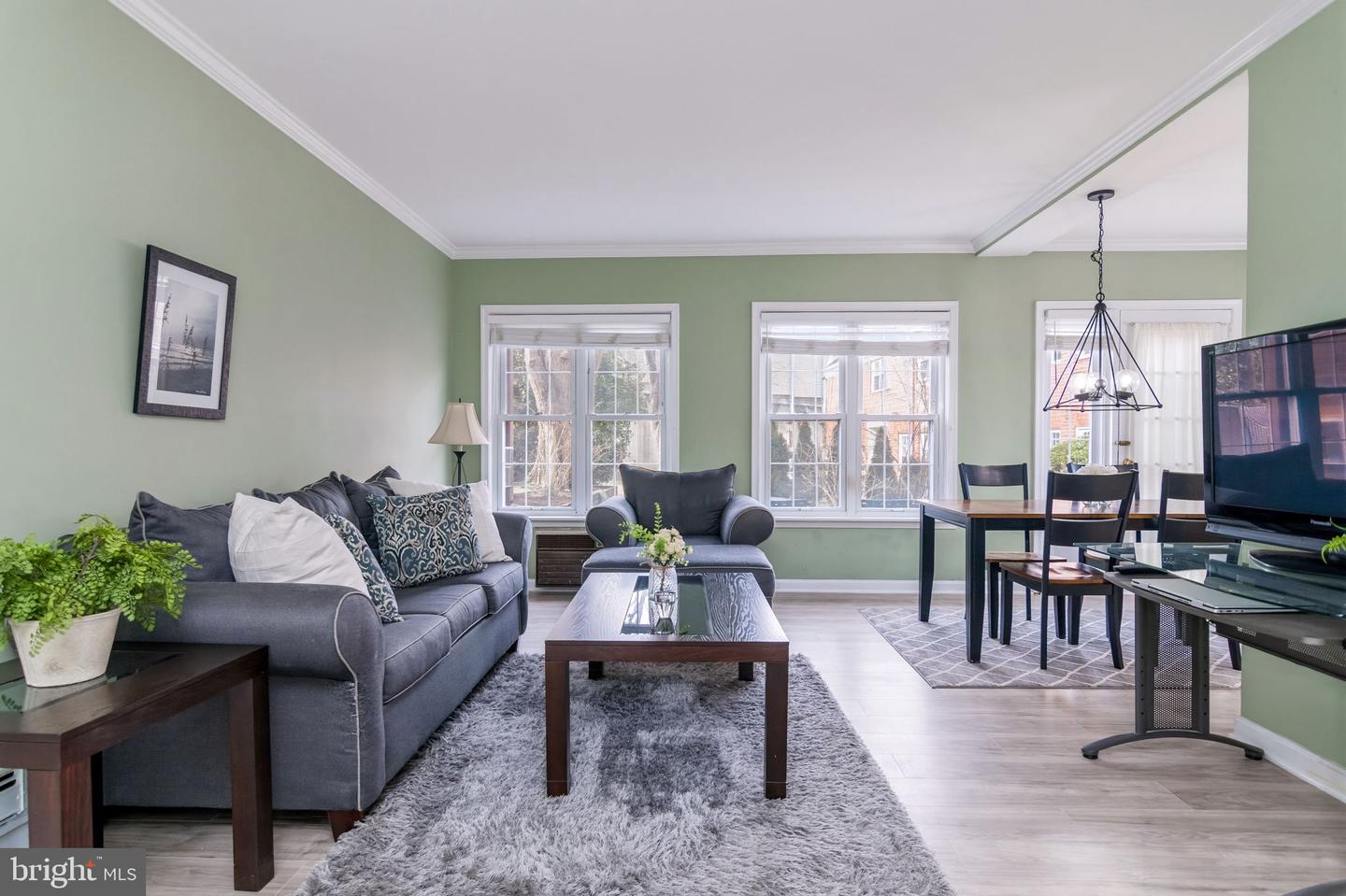 1415 MARTHA CUSTIS DR, ALEXANDRIA, Virginia 22302, 1 Bedroom Bedrooms, 6 Rooms Rooms,1 BathroomBathrooms,Residential,For sale,1415 MARTHA CUSTIS DR,VAAX2054418 MLS # VAAX2054418