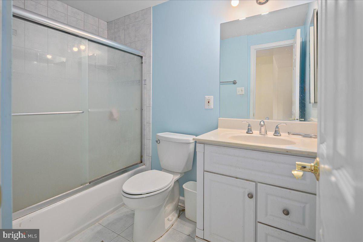 12814 PINECREST RD, HERNDON, Virginia 20171, 4 Bedrooms Bedrooms, ,2 BathroomsBathrooms,Residential,For sale,12814 PINECREST RD,VAFX2292356 MLS # VAFX2292356 12814 PINECREST RD, HERNDON, Virginia 20171, 4 Bedrooms Bedrooms, ,2 BathroomsBathrooms,Residential,For sale,12814 PINECREST RD,VAFX2292356 MLS # VAFX2292356