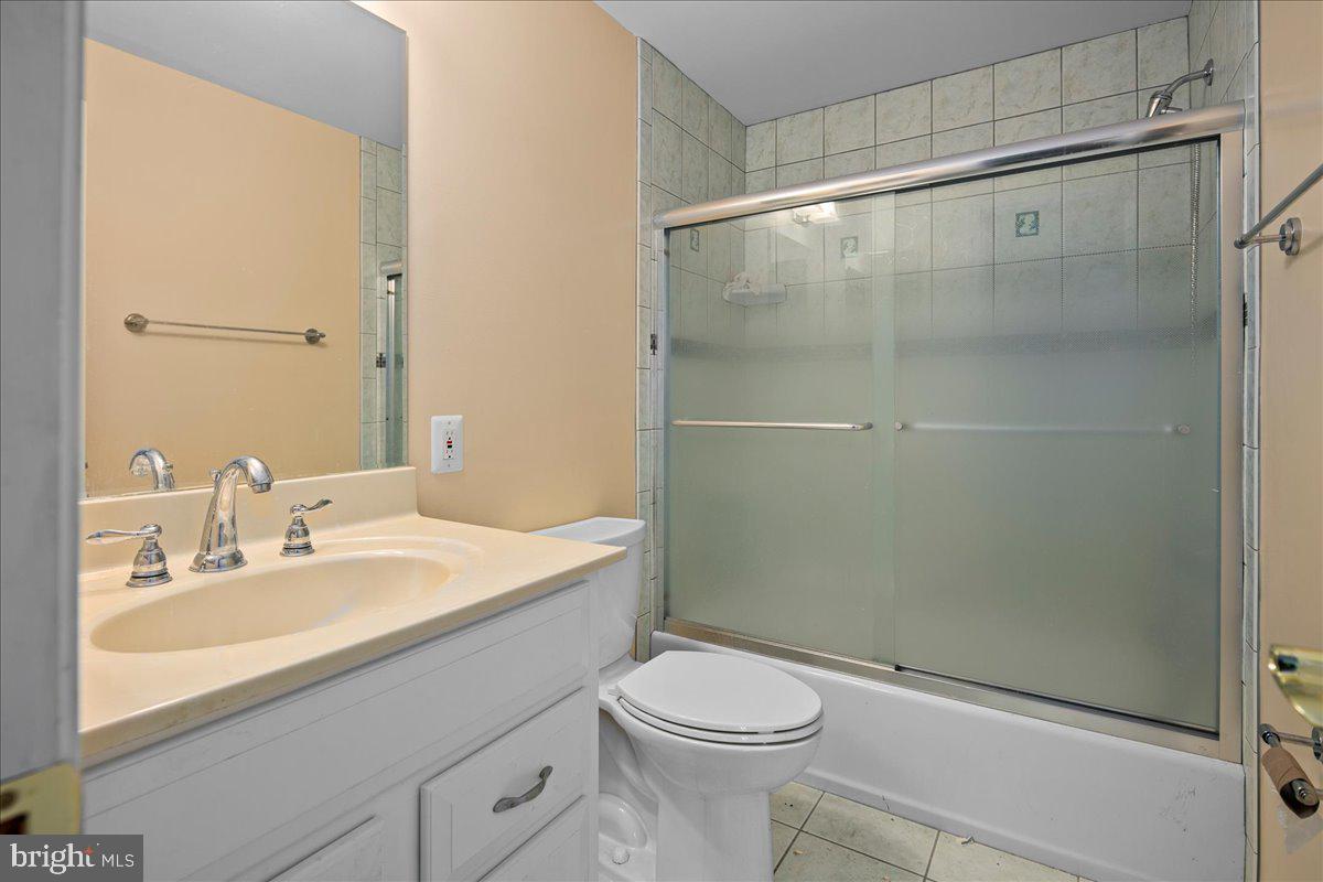 12814 PINECREST RD, HERNDON, Virginia 20171, 4 Bedrooms Bedrooms, ,2 BathroomsBathrooms,Residential,For sale,12814 PINECREST RD,VAFX2292356 MLS # VAFX2292356 12814 PINECREST RD, HERNDON, Virginia 20171, 4 Bedrooms Bedrooms, ,2 BathroomsBathrooms,Residential,For sale,12814 PINECREST RD,VAFX2292356 MLS # VAFX2292356