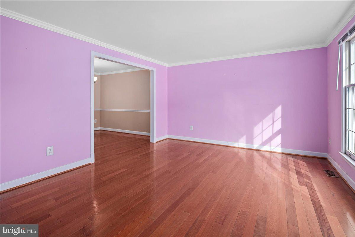 12814 PINECREST RD, HERNDON, Virginia 20171, 4 Bedrooms Bedrooms, ,2 BathroomsBathrooms,Residential,For sale,12814 PINECREST RD,VAFX2292356 MLS # VAFX2292356 12814 PINECREST RD, HERNDON, Virginia 20171, 4 Bedrooms Bedrooms, ,2 BathroomsBathrooms,Residential,For sale,12814 PINECREST RD,VAFX2292356 MLS # VAFX2292356