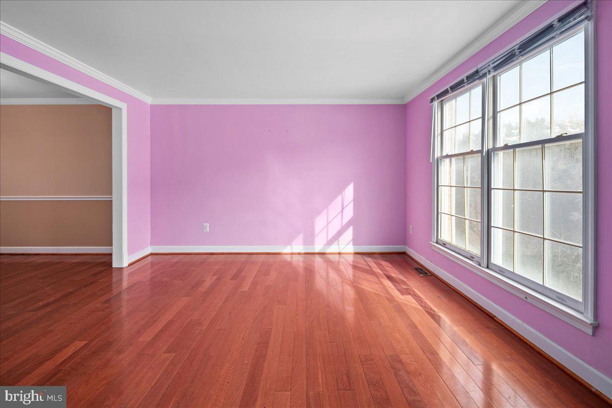 12814 PINECREST RD, HERNDON, Virginia 20171, 4 Bedrooms Bedrooms, ,2 BathroomsBathrooms,Residential,For sale,12814 PINECREST RD,VAFX2292356 MLS # VAFX2292356 12814 PINECREST RD, HERNDON, Virginia 20171, 4 Bedrooms Bedrooms, ,2 BathroomsBathrooms,Residential,For sale,12814 PINECREST RD,VAFX2292356 MLS # VAFX2292356