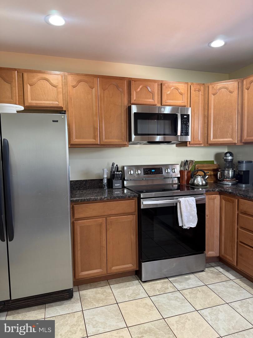 801 S HOGA ST, STERLING, Virginia 20164, 4 Bedrooms Bedrooms, ,2 BathroomsBathrooms,Residential,For sale,801 S HOGA ST,VALO2116524 MLS # VALO2116524 801 S HOGA ST, STERLING, Virginia 20164, 4 Bedrooms Bedrooms, ,2 BathroomsBathrooms,Residential,For sale,801 S HOGA ST,VALO2116524 MLS # VALO2116524