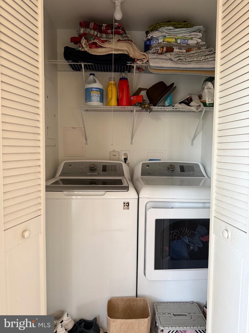 801 S HOGA ST, STERLING, Virginia 20164, 4 Bedrooms Bedrooms, ,2 BathroomsBathrooms,Residential,For sale,801 S HOGA ST,VALO2116524 MLS # VALO2116524 801 S HOGA ST, STERLING, Virginia 20164, 4 Bedrooms Bedrooms, ,2 BathroomsBathrooms,Residential,For sale,801 S HOGA ST,VALO2116524 MLS # VALO2116524