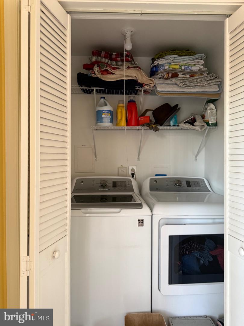 801 S HOGA ST, STERLING, Virginia 20164, 4 Bedrooms Bedrooms, ,2 BathroomsBathrooms,Residential,For sale,801 S HOGA ST,VALO2116524 MLS # VALO2116524 801 S HOGA ST, STERLING, Virginia 20164, 4 Bedrooms Bedrooms, ,2 BathroomsBathrooms,Residential,For sale,801 S HOGA ST,VALO2116524 MLS # VALO2116524