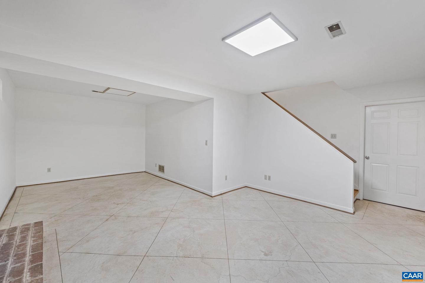 2752 HYDRAULIC RD, CHARLOTTESVILLE, Virginia 22901, 3 Bedrooms Bedrooms, ,2 BathroomsBathrooms,Residential,For sale,2752 HYDRAULIC RD,673582 MLS # 673582 2752 HYDRAULIC RD, CHARLOTTESVILLE, Virginia 22901, 3 Bedrooms Bedrooms, ,2 BathroomsBathrooms,Residential,For sale,2752 HYDRAULIC RD,673582 MLS # 673582