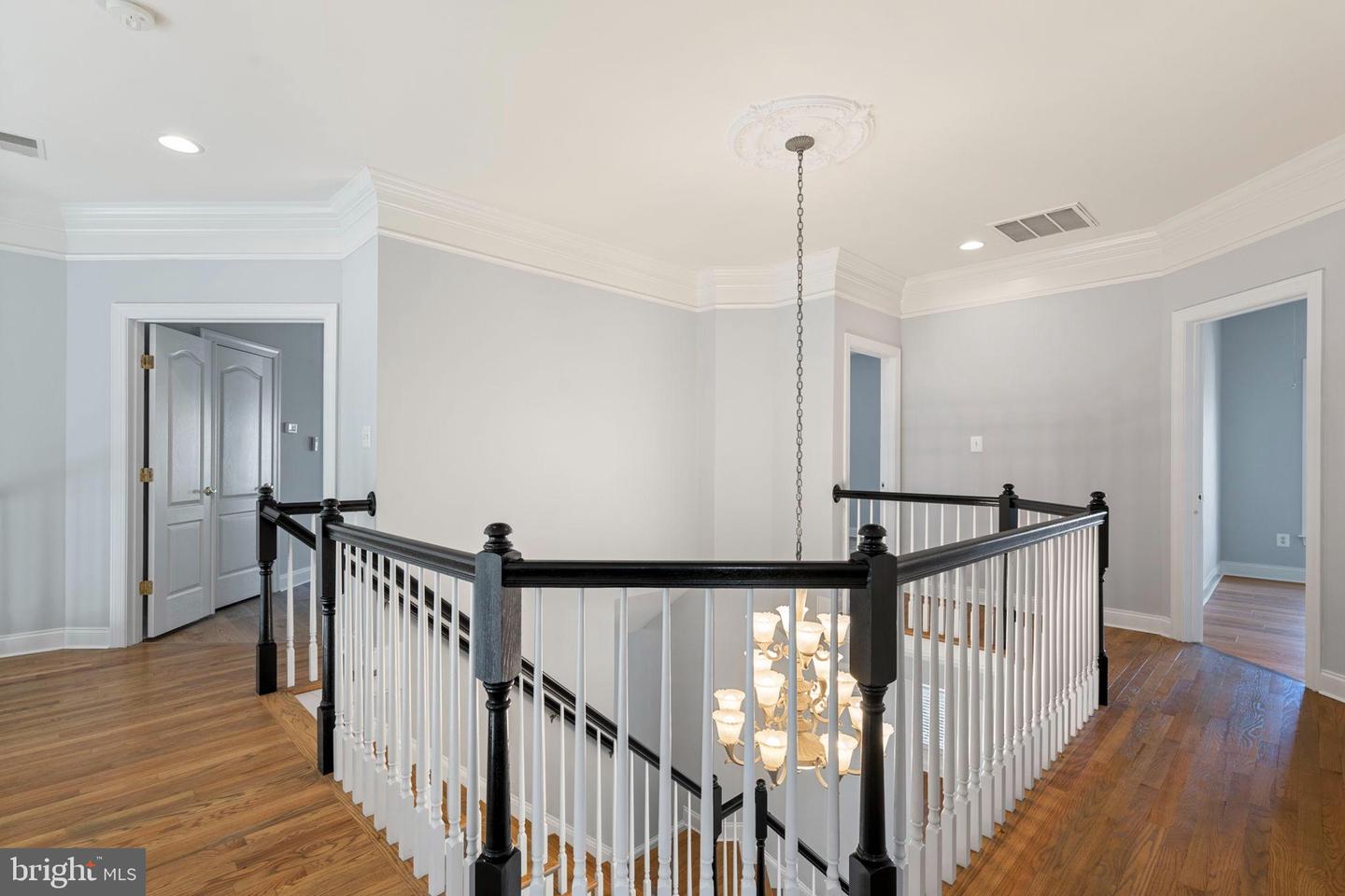 43915 KITTIWAKE DR, LEESBURG, Virginia 20176, 6 Bedrooms Bedrooms, 22 Rooms Rooms,4 BathroomsBathrooms,Residential,For sale,43915 KITTIWAKE DR,VALO2116536 MLS # VALO2116536 43915 KITTIWAKE DR, LEESBURG, Virginia 20176, 6 Bedrooms Bedrooms, 22 Rooms Rooms,4 BathroomsBathrooms,Residential,For sale,43915 KITTIWAKE DR,VALO2116536 MLS # VALO2116536