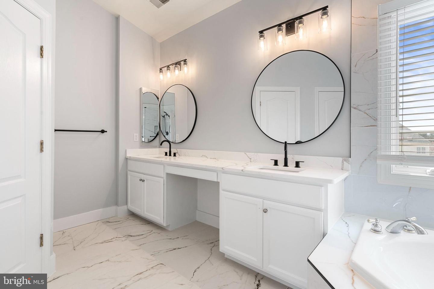 43915 KITTIWAKE DR, LEESBURG, Virginia 20176, 6 Bedrooms Bedrooms, 22 Rooms Rooms,4 BathroomsBathrooms,Residential,For sale,43915 KITTIWAKE DR,VALO2116536 MLS # VALO2116536 43915 KITTIWAKE DR, LEESBURG, Virginia 20176, 6 Bedrooms Bedrooms, 22 Rooms Rooms,4 BathroomsBathrooms,Residential,For sale,43915 KITTIWAKE DR,VALO2116536 MLS # VALO2116536