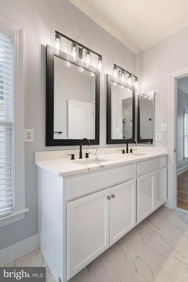 43915 KITTIWAKE DR, LEESBURG, Virginia 20176, 6 Bedrooms Bedrooms, 22 Rooms Rooms,4 BathroomsBathrooms,Residential,For sale,43915 KITTIWAKE DR,VALO2116536 MLS # VALO2116536 43915 KITTIWAKE DR, LEESBURG, Virginia 20176, 6 Bedrooms Bedrooms, 22 Rooms Rooms,4 BathroomsBathrooms,Residential,For sale,43915 KITTIWAKE DR,VALO2116536 MLS # VALO2116536