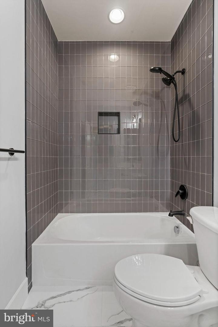 43915 KITTIWAKE DR, LEESBURG, Virginia 20176, 6 Bedrooms Bedrooms, 22 Rooms Rooms,4 BathroomsBathrooms,Residential,For sale,43915 KITTIWAKE DR,VALO2116536 MLS # VALO2116536 43915 KITTIWAKE DR, LEESBURG, Virginia 20176, 6 Bedrooms Bedrooms, 22 Rooms Rooms,4 BathroomsBathrooms,Residential,For sale,43915 KITTIWAKE DR,VALO2116536 MLS # VALO2116536