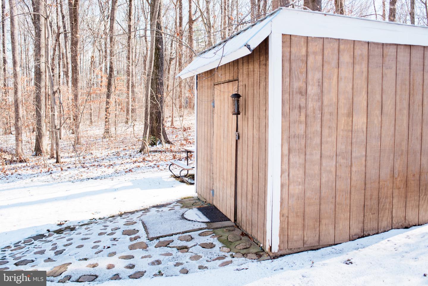 1659 S LAKESHORE DR, LOUISA, Virginia 23093, 3 Bedrooms Bedrooms, ,2 BathroomsBathrooms,Residential,For sale,1659 S LAKESHORE DR,VALA2009328 MLS # VALA2009328