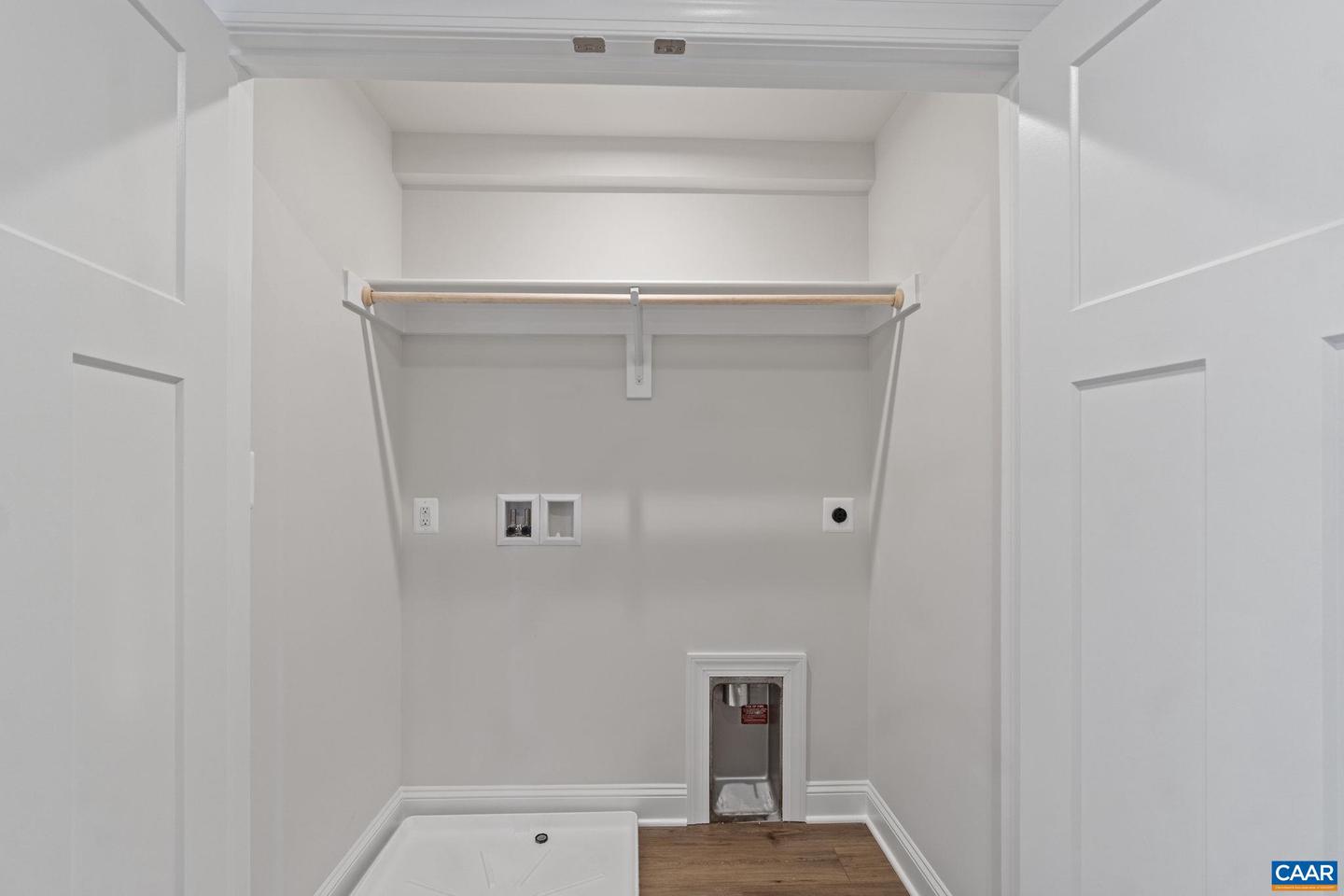 3056 FARROW CIR, CHARLOTTESVILLE, Virginia 22901, 3 Bedrooms Bedrooms, ,2 BathroomsBathrooms,Residential,For sale,3056 FARROW CIR,673588 MLS # 673588