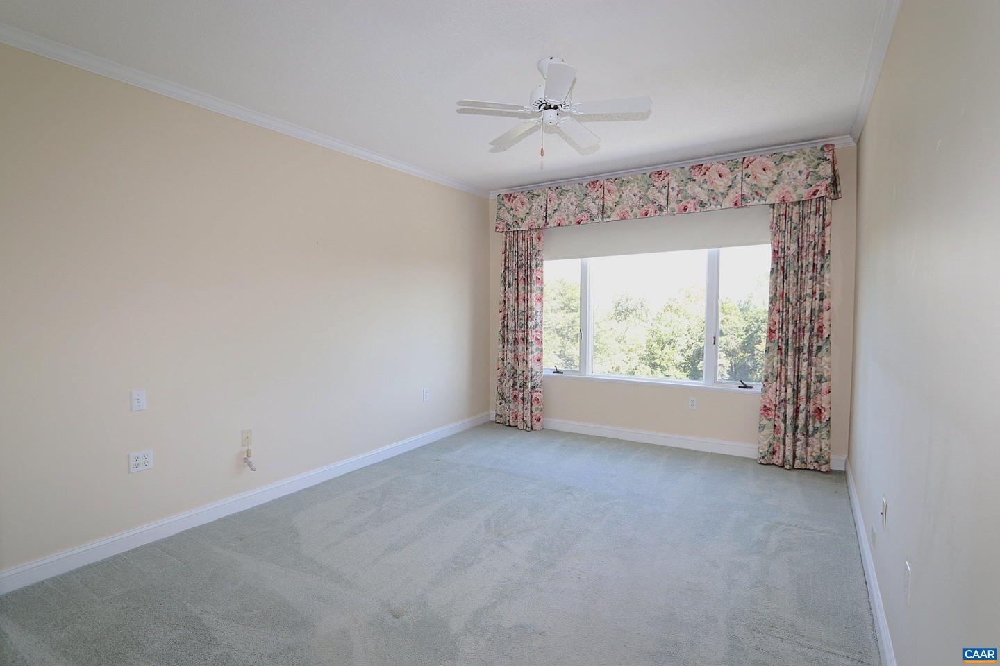 500 CRESTWOOD DR #2306, CHARLOTTESVILLE, Virginia 22903, 2 Bedrooms Bedrooms, ,2 BathroomsBathrooms,Residential,For sale,500 CRESTWOOD DR #2306,673590 MLS # 673590