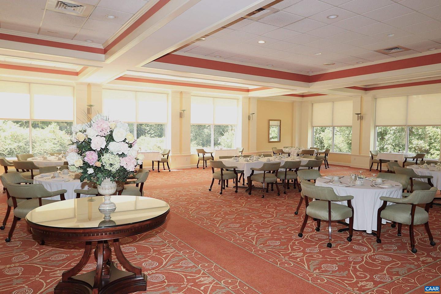 500 CRESTWOOD DR #2306, CHARLOTTESVILLE, Virginia 22903, 2 Bedrooms Bedrooms, ,2 BathroomsBathrooms,Residential,For sale,500 CRESTWOOD DR #2306,673590 MLS # 673590