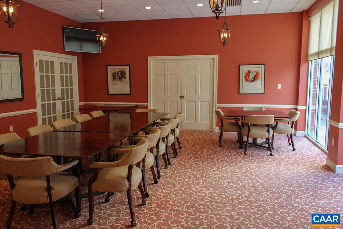 500 CRESTWOOD DR #2306, CHARLOTTESVILLE, Virginia 22903, 2 Bedrooms Bedrooms, ,2 BathroomsBathrooms,Residential,For sale,500 CRESTWOOD DR #2306,673590 MLS # 673590