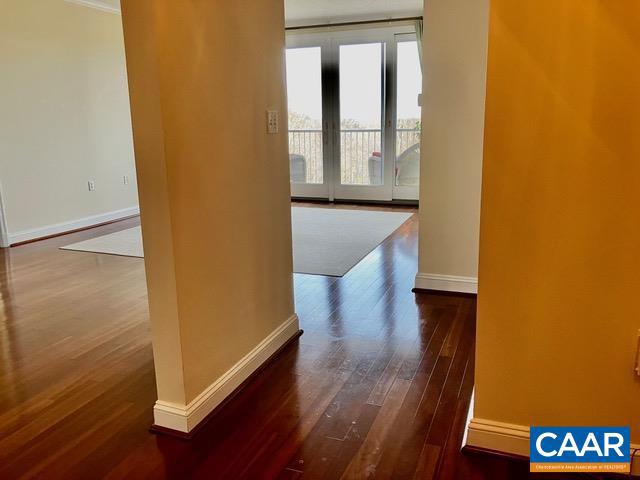 500 CRESTWOOD DR #2306, CHARLOTTESVILLE, Virginia 22903, 2 Bedrooms Bedrooms, ,2 BathroomsBathrooms,Residential,For sale,500 CRESTWOOD DR #2306,673590 MLS # 673590