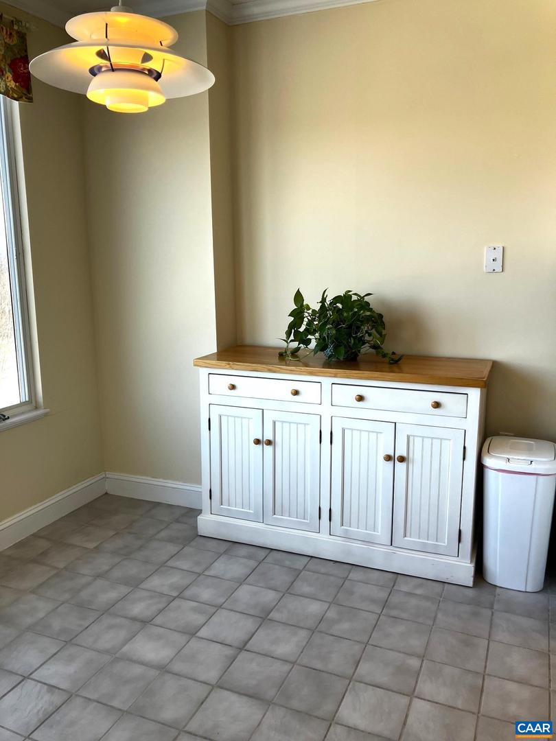 500 CRESTWOOD DR #2306, CHARLOTTESVILLE, Virginia 22903, 2 Bedrooms Bedrooms, ,2 BathroomsBathrooms,Residential,For sale,500 CRESTWOOD DR #2306,673590 MLS # 673590