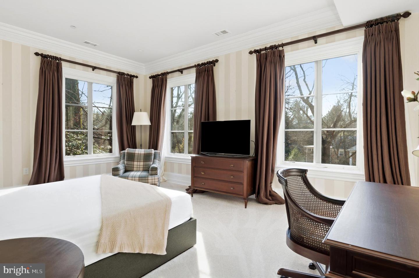 4869 GLENBROOK RD NW, WASHINGTON, District Of Columbia 20016, 7 Bedrooms Bedrooms, ,7 BathroomsBathrooms,Residential,For sale,4869 GLENBROOK RD NW,DCDC2247448 MLS # DCDC2247448 4869 GLENBROOK RD NW, WASHINGTON, District Of Columbia 20016, 7 Bedrooms Bedrooms, ,7 BathroomsBathrooms,Residential,For sale,4869 GLENBROOK RD NW,DCDC2247448 MLS # DCDC2247448