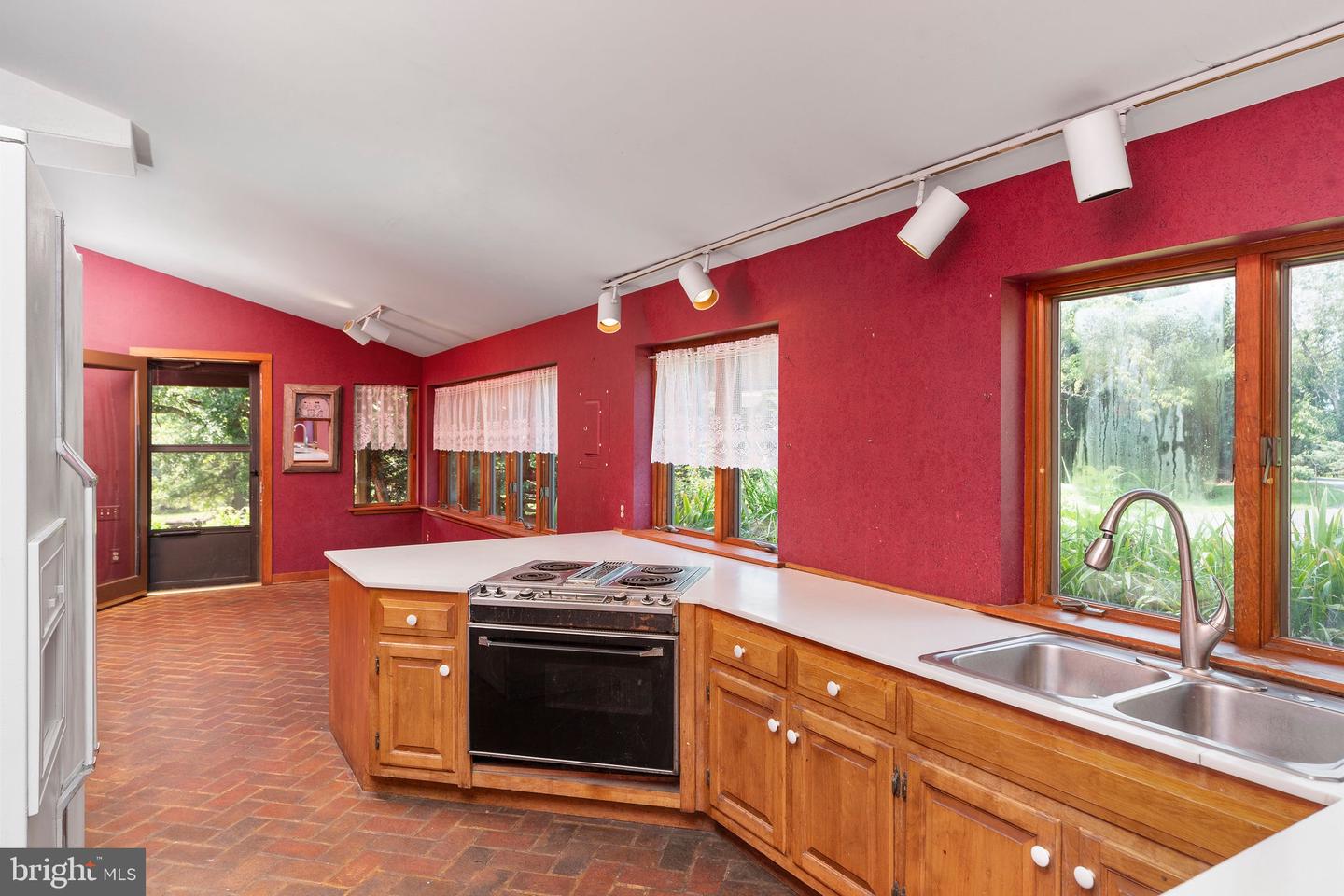 18 PROVIDENCE LN, WAYNESBORO, Virginia 22980, 3 Bedrooms Bedrooms, ,1 BathroomBathrooms,Residential,For sale,18 PROVIDENCE LN,VAAG2002748 MLS # VAAG2002748