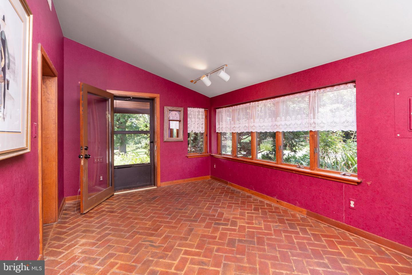 18 PROVIDENCE LN, WAYNESBORO, Virginia 22980, 3 Bedrooms Bedrooms, ,1 BathroomBathrooms,Residential,For sale,18 PROVIDENCE LN,VAAG2002748 MLS # VAAG2002748