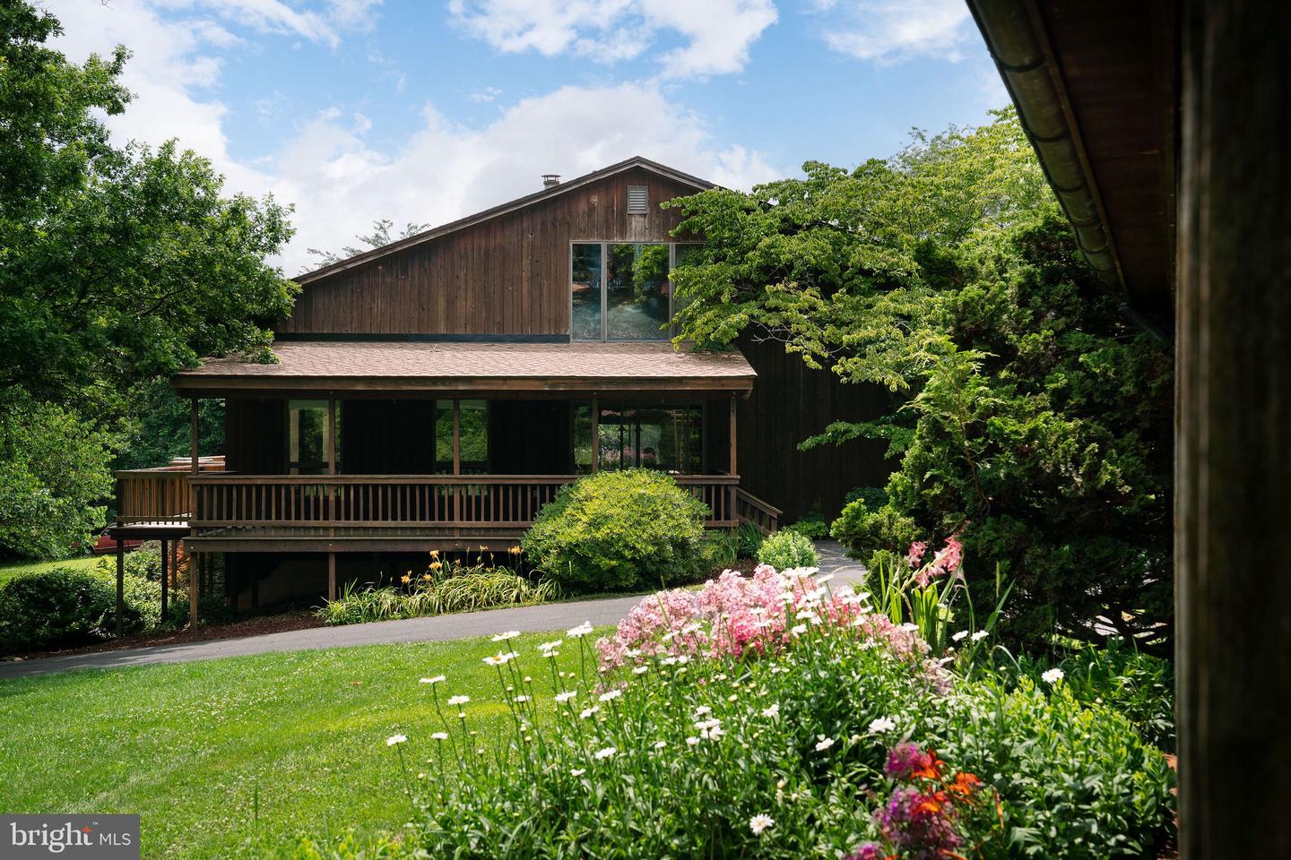 18 PROVIDENCE LN, WAYNESBORO, Virginia 22980, 3 Bedrooms Bedrooms, ,1 BathroomBathrooms,Residential,For sale,18 PROVIDENCE LN,VAAG2002748 MLS # VAAG2002748