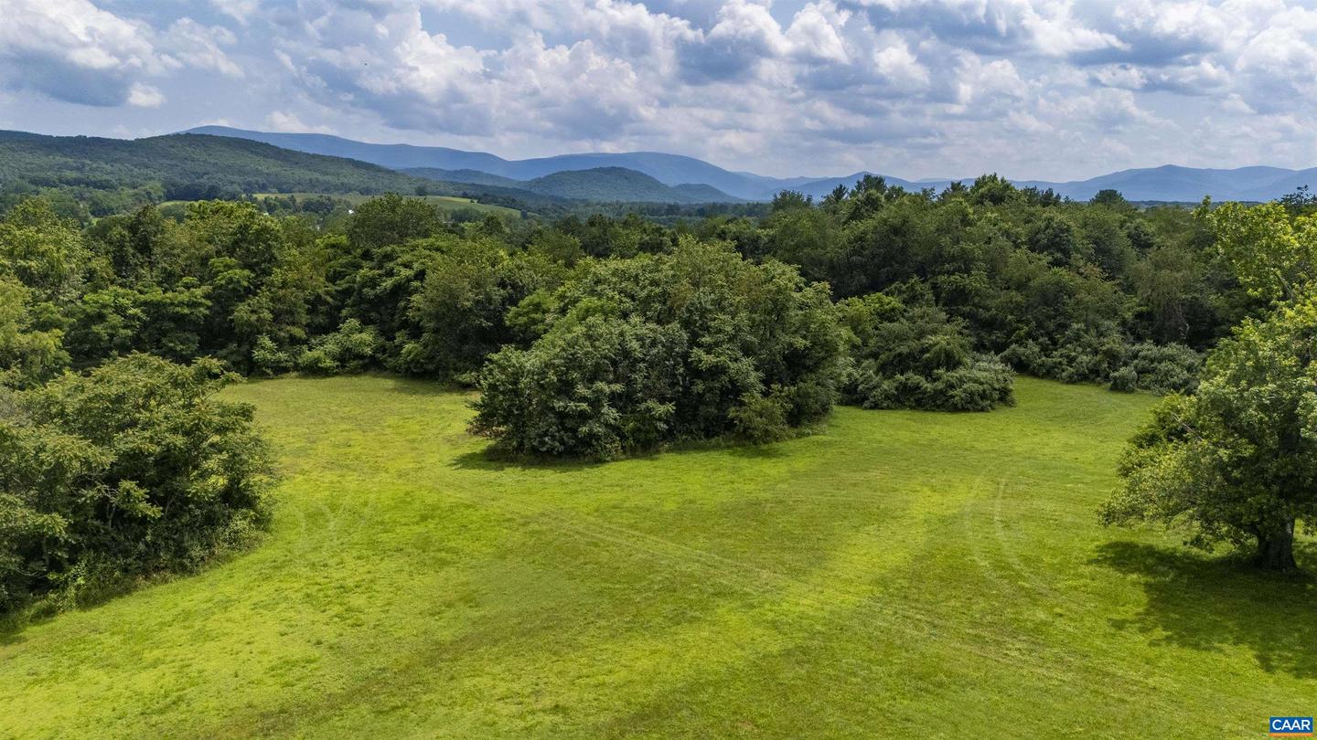 18 PROVIDENCE LN, WAYNESBORO, Virginia 22980, 3 Bedrooms Bedrooms, ,4 BathroomsBathrooms,Residential,For sale,18 PROVIDENCE LN,673592 MLS # 673592