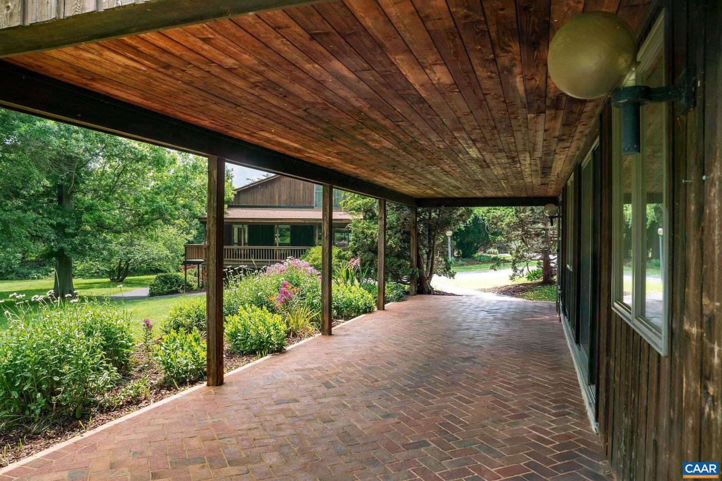 18 PROVIDENCE LN, WAYNESBORO, Virginia 22980, 3 Bedrooms Bedrooms, ,4 BathroomsBathrooms,Residential,For sale,18 PROVIDENCE LN,673592 MLS # 673592