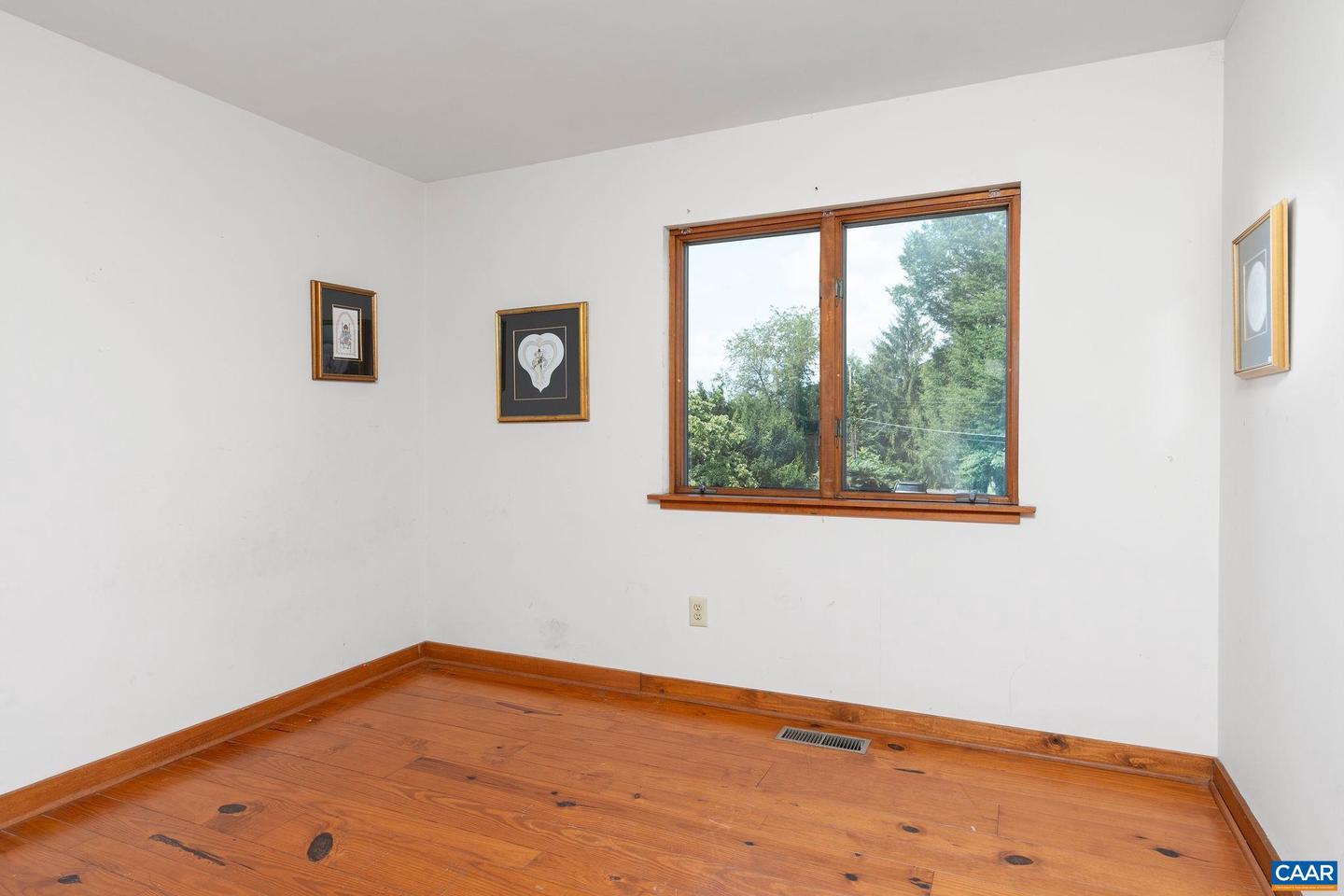 18 PROVIDENCE LN, WAYNESBORO, Virginia 22980, 3 Bedrooms Bedrooms, ,4 BathroomsBathrooms,Residential,For sale,18 PROVIDENCE LN,673592 MLS # 673592