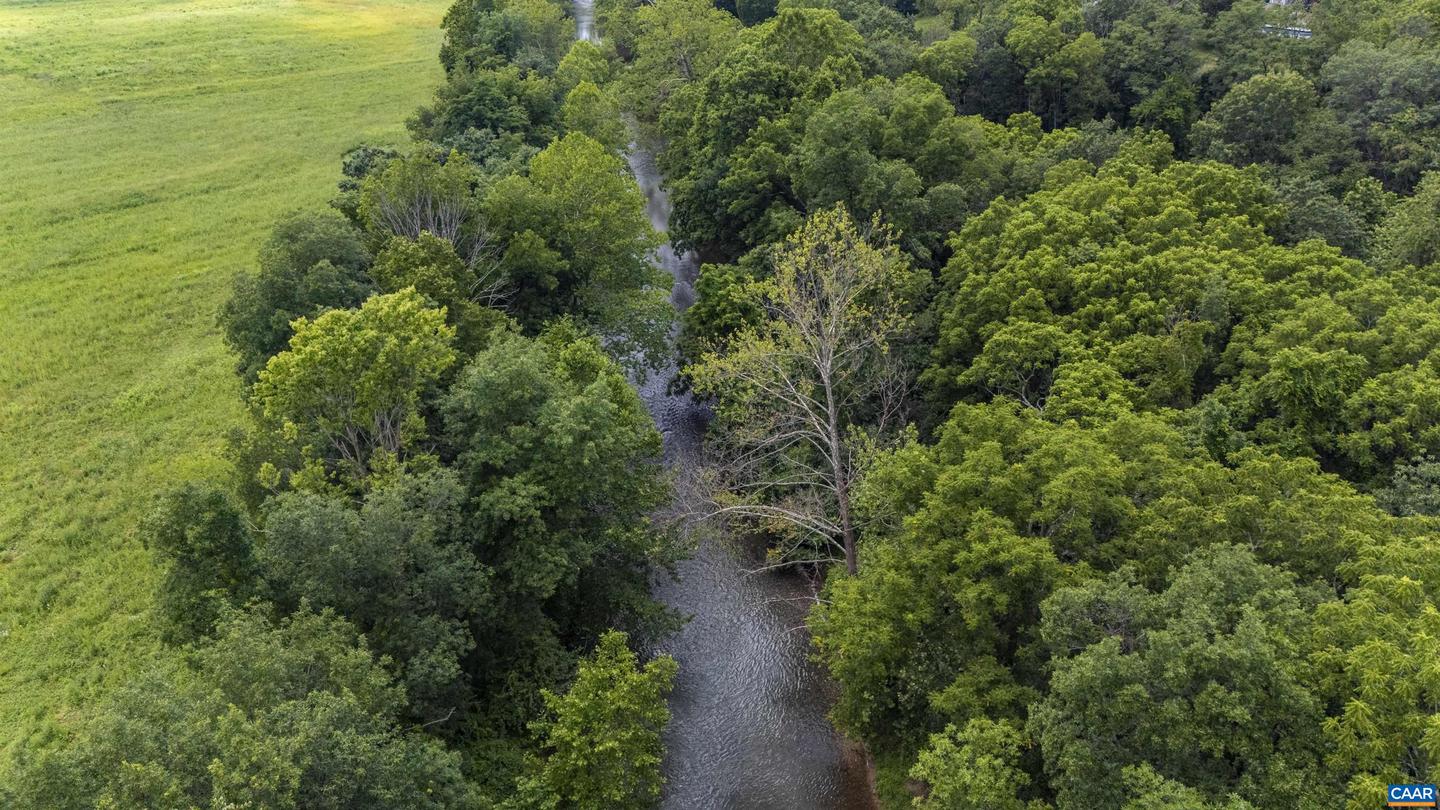 18 PROVIDENCE LN, WAYNESBORO, Virginia 22980, 3 Bedrooms Bedrooms, ,4 BathroomsBathrooms,Residential,For sale,18 PROVIDENCE LN,673592 MLS # 673592