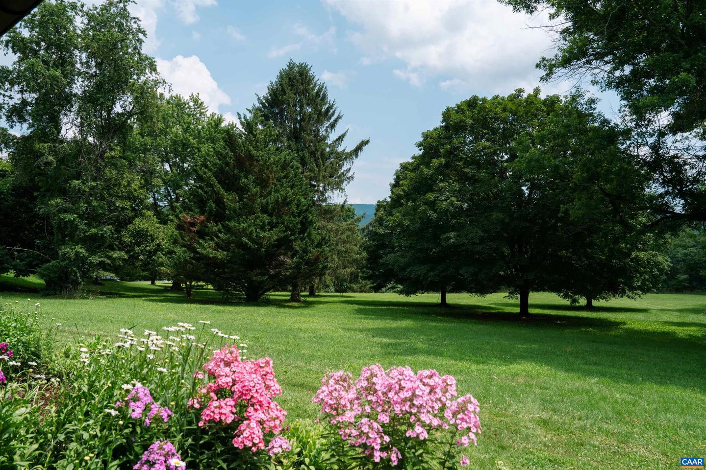 18 PROVIDENCE LN, WAYNESBORO, Virginia 22980, 3 Bedrooms Bedrooms, ,4 BathroomsBathrooms,Residential,For sale,18 PROVIDENCE LN,673592 MLS # 673592