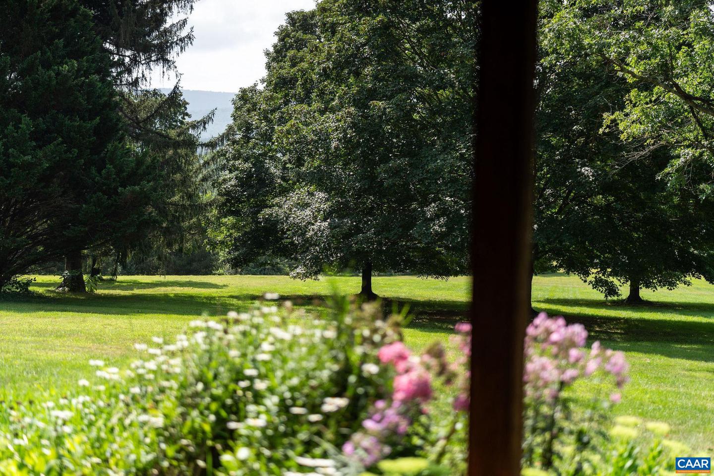 18 PROVIDENCE LN, WAYNESBORO, Virginia 22980, 3 Bedrooms Bedrooms, ,4 BathroomsBathrooms,Residential,For sale,18 PROVIDENCE LN,673592 MLS # 673592