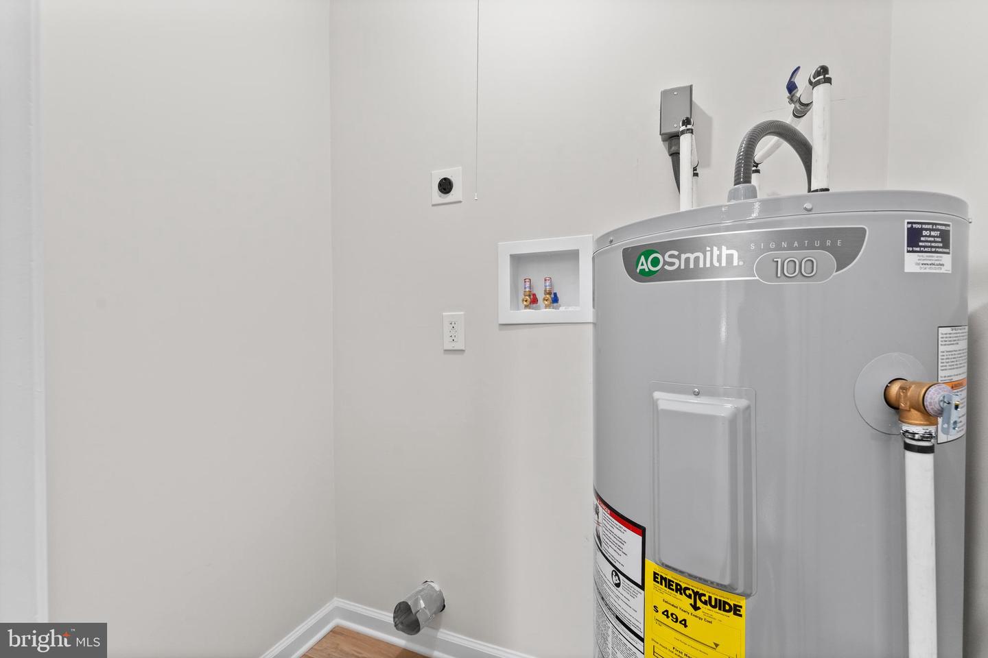 3578 JOHNSON RD, MINERAL, Virginia 23117, 2 Bedrooms Bedrooms, ,1 BathroomBathrooms,Residential,For sale,3578 JOHNSON RD,VALA2009332 MLS # VALA2009332