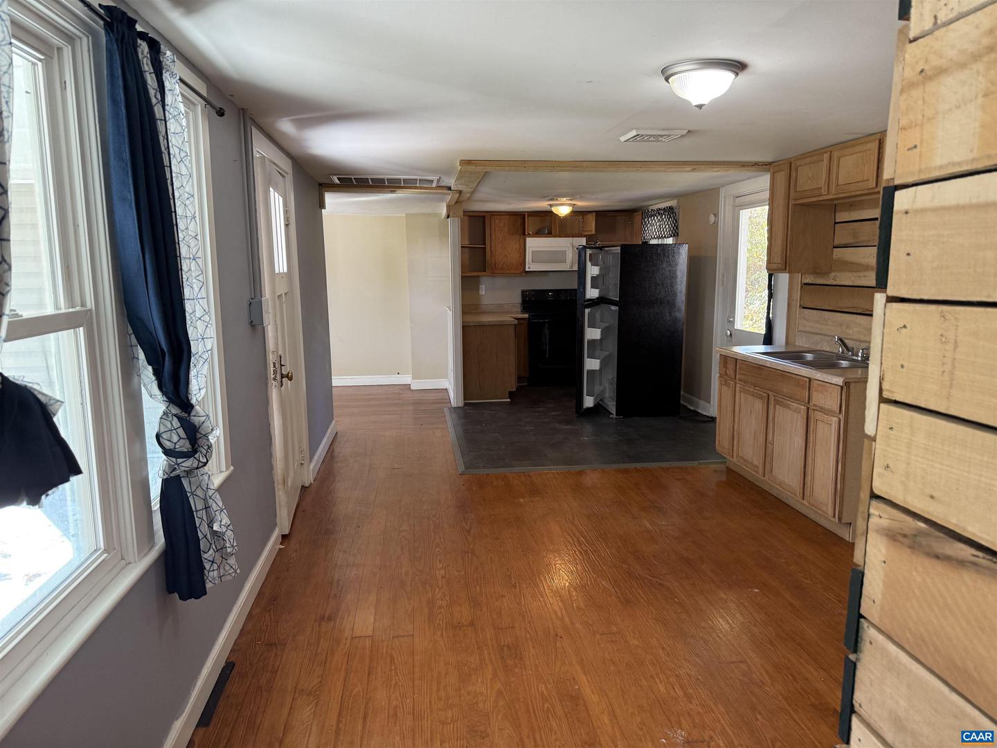 35 STANLEY ST, STAUNTON, Virginia 24401, 3 Bedrooms Bedrooms, ,1 BathroomBathrooms,Residential,For sale,35 STANLEY ST,670271 MLS # 670271