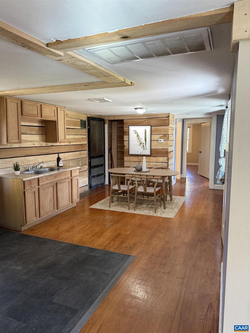 35 STANLEY ST, STAUNTON, Virginia 24401, 3 Bedrooms Bedrooms, ,1 BathroomBathrooms,Residential,For sale,35 STANLEY ST,670271 MLS # 670271