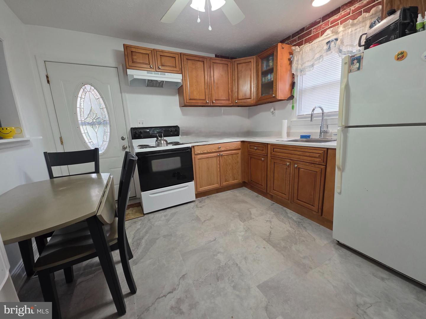 368 W 9TH ST, FRONT ROYAL, Virginia 22630, 4 Bedrooms Bedrooms, ,1 BathroomBathrooms,Residential,For sale,368 W 9TH ST,VAWR2012786 MLS # VAWR2012786