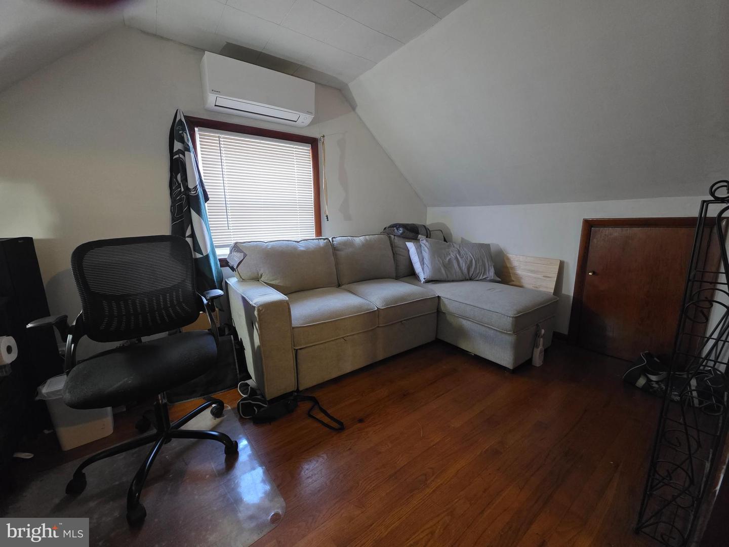 368 W 9TH ST, FRONT ROYAL, Virginia 22630, 4 Bedrooms Bedrooms, ,1 BathroomBathrooms,Residential,For sale,368 W 9TH ST,VAWR2012786 MLS # VAWR2012786